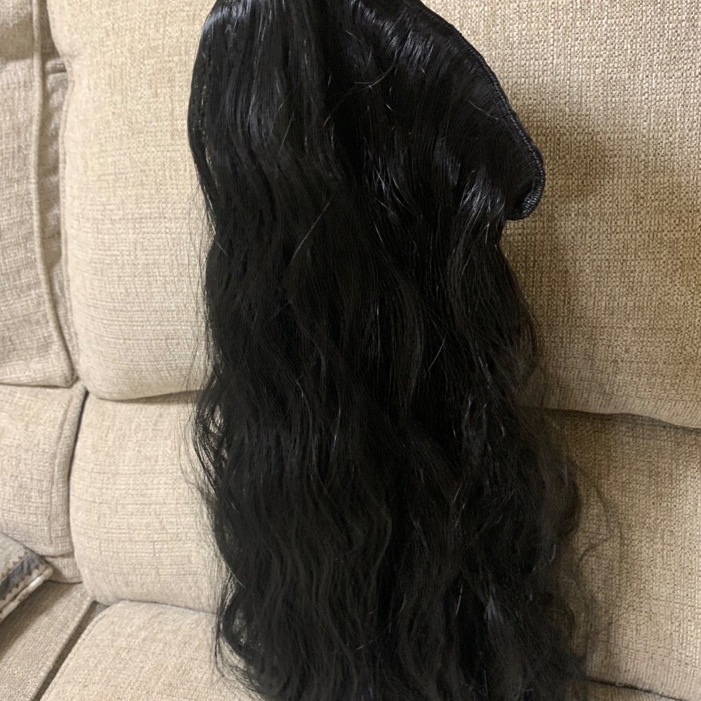 Hair extensions - Picture 3 of 3